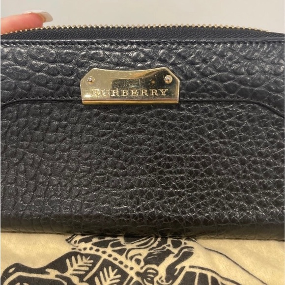 Burberry Leather Wallet - Picture 2 of 5
